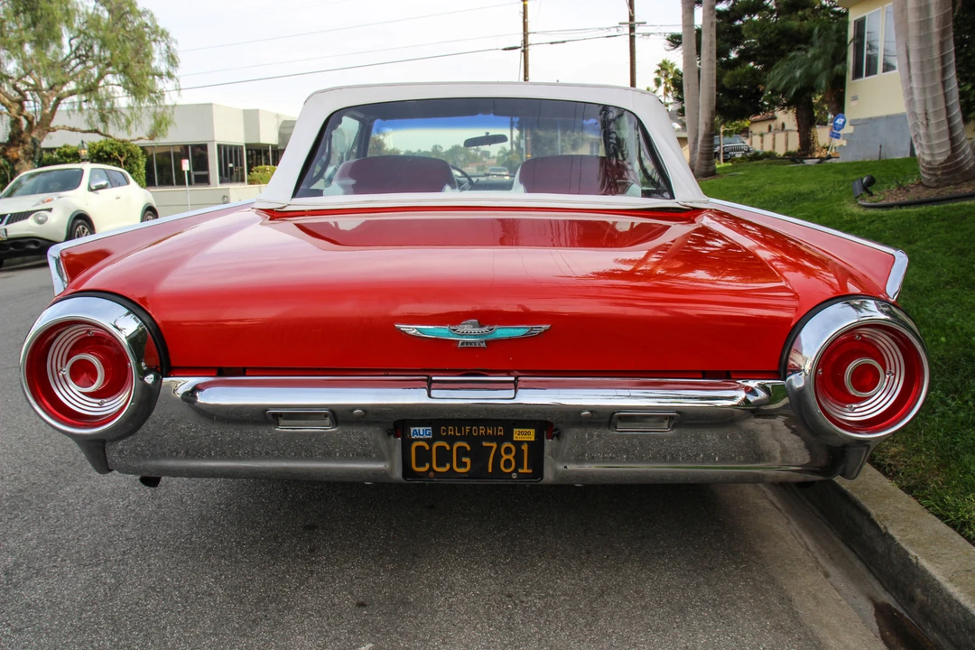 1962 Ford Thunderbird 3rd Gen - Image 10 of 31