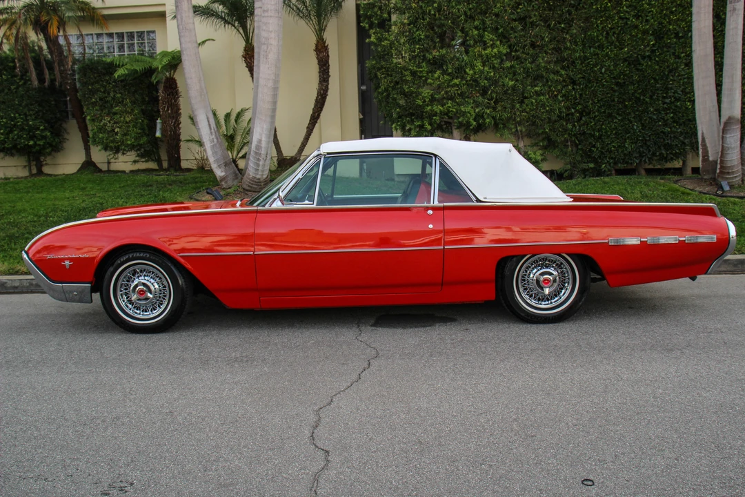 1962 Ford Thunderbird 3rd Gen - Image 14 of 31