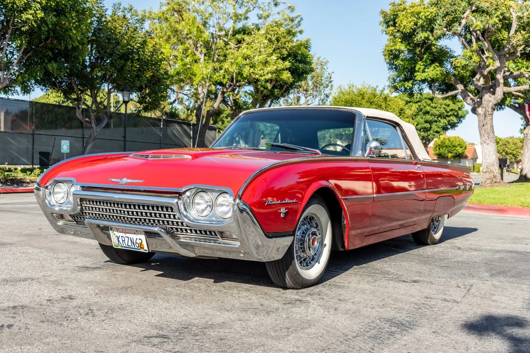 1962 Ford Thunderbird 3rd Gen - Image 12 of 31