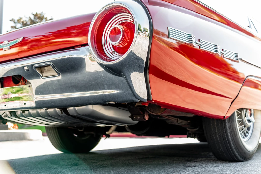 1962 Ford Thunderbird 3rd Gen - Image 26 of 31
