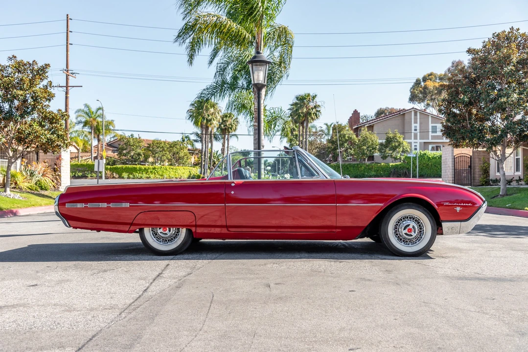 1962 Ford Thunderbird 3rd Gen - Image 8 of 31