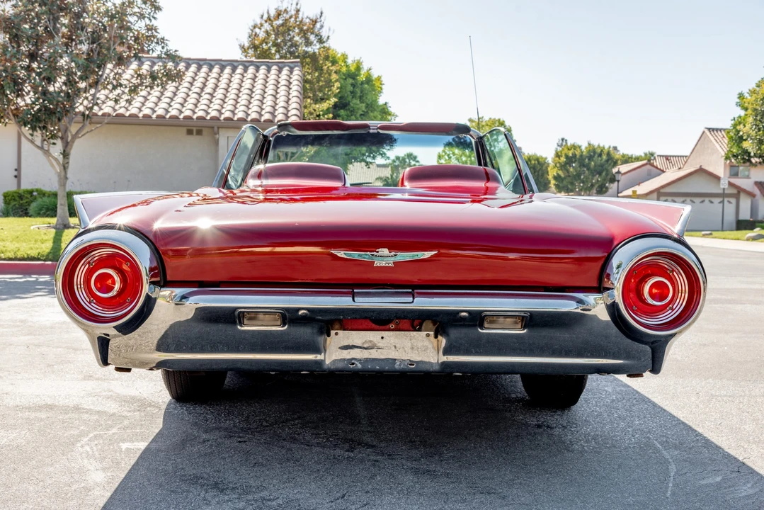1962 Ford Thunderbird 3rd Gen - Image 6 of 31
