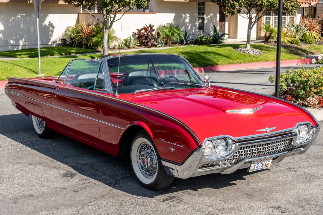 1962 Ford Thunderbird 3rd Gen - Image 10 of 31