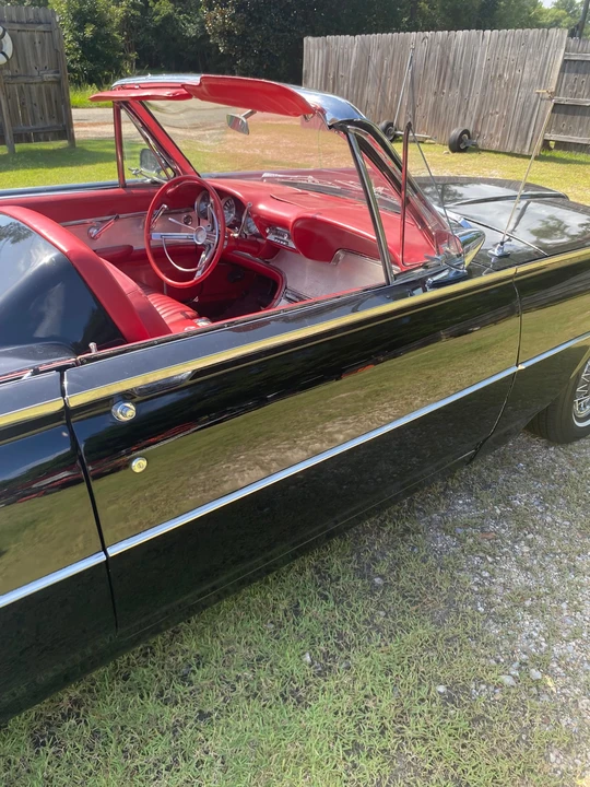 1962 Ford Thunderbird 3rd Gen - Image 25 of 31