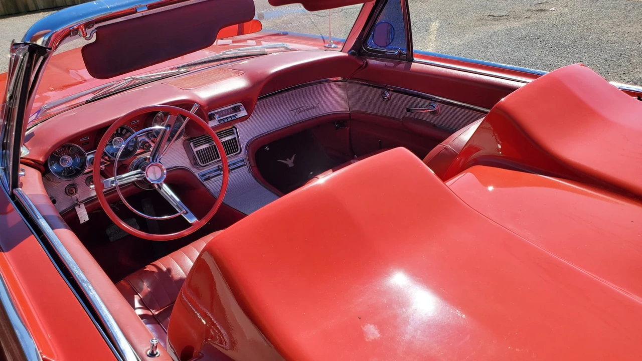 1962 Ford Thunderbird 3rd Gen - Image 3 of 23