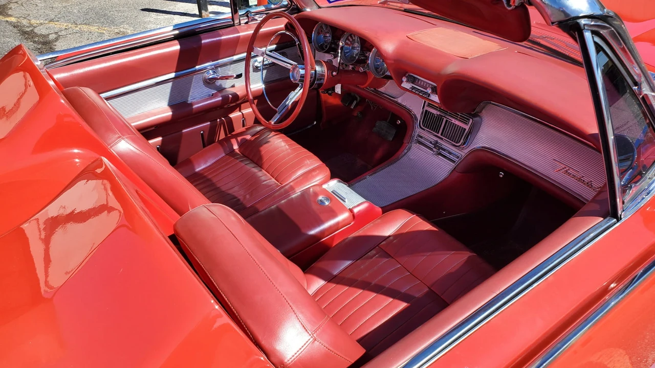1962 Ford Thunderbird 3rd Gen - Image 5 of 23