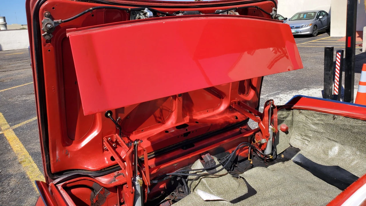 1962 Ford Thunderbird 3rd Gen - Image 13 of 23