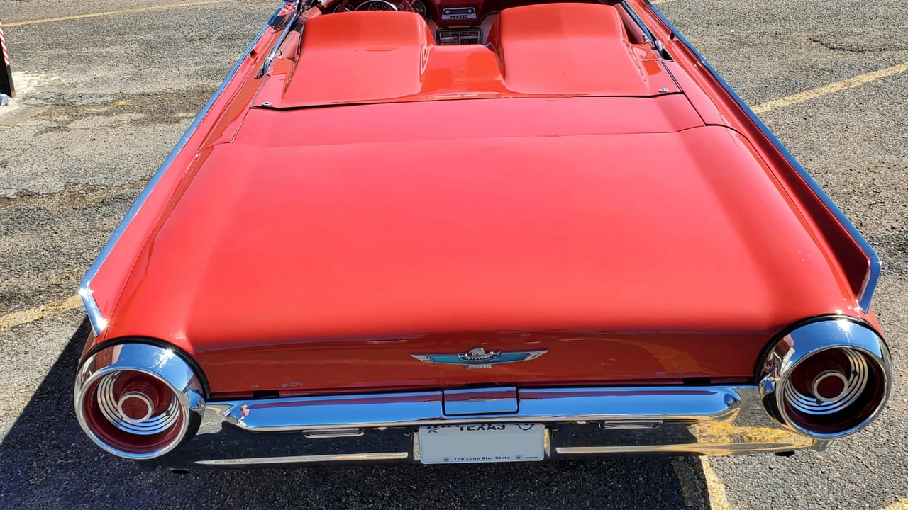 1962 Ford Thunderbird 3rd Gen - Image 17 of 23