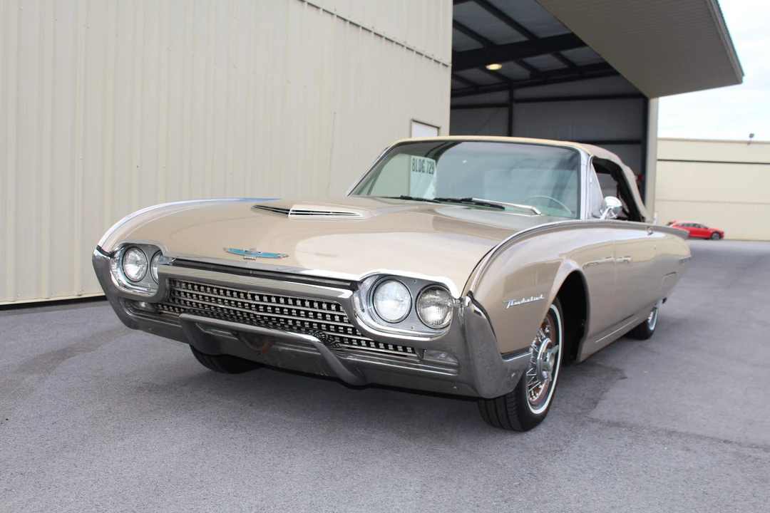 1962 Ford Thunderbird 3rd Gen - Image 23 of 31