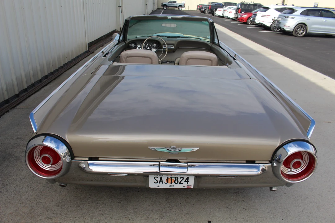 1962 Ford Thunderbird 3rd Gen - Image 6 of 31
