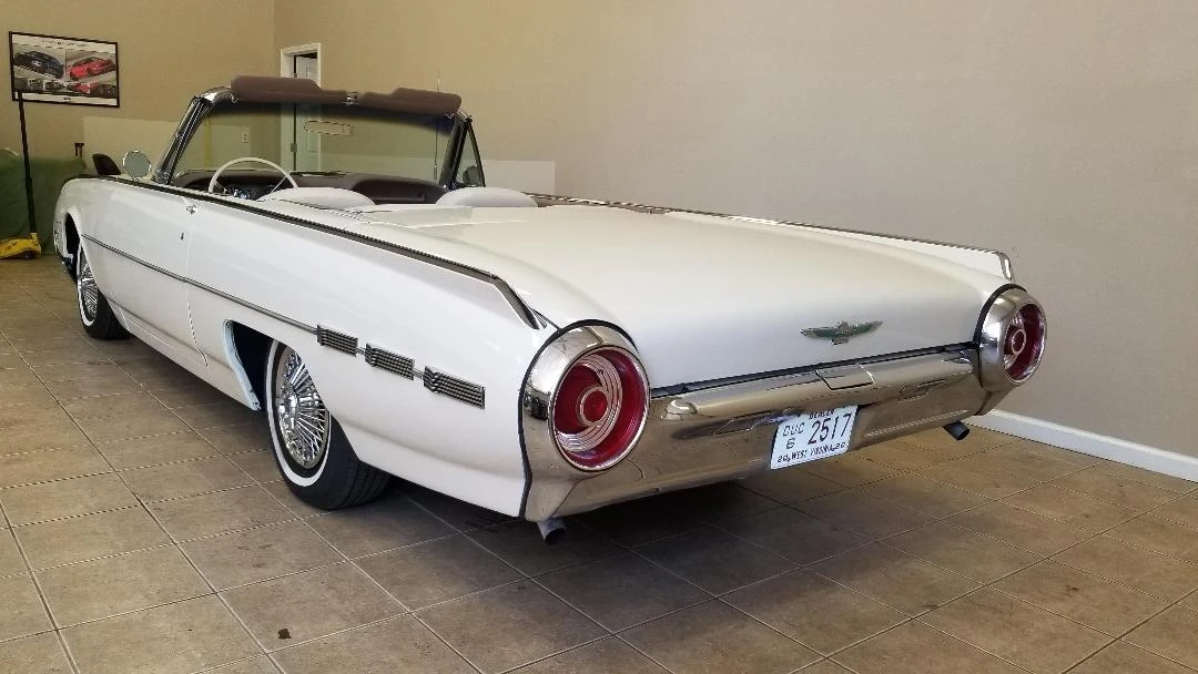 1962 Ford Thunderbird 3rd Gen - Image 5 of 31