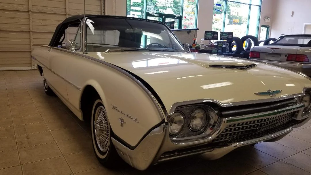 1962 Ford Thunderbird 3rd Gen - Image 22 of 31