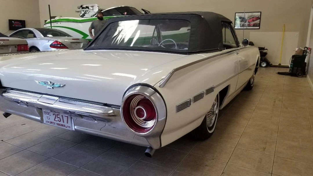 1962 Ford Thunderbird 3rd Gen - Image 19 of 31