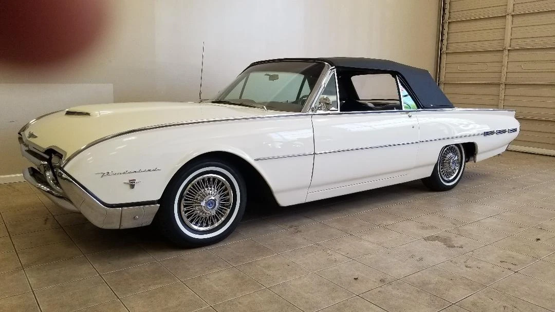 1962 Ford Thunderbird 3rd Gen - Image 12 of 31