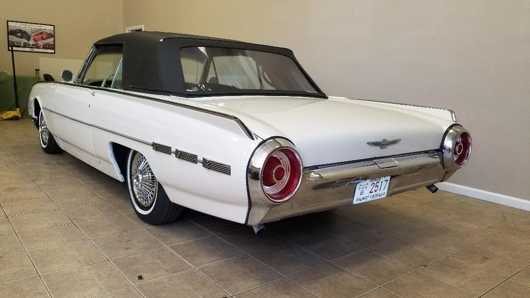 1962 Ford Thunderbird 3rd Gen - Image 15 of 31