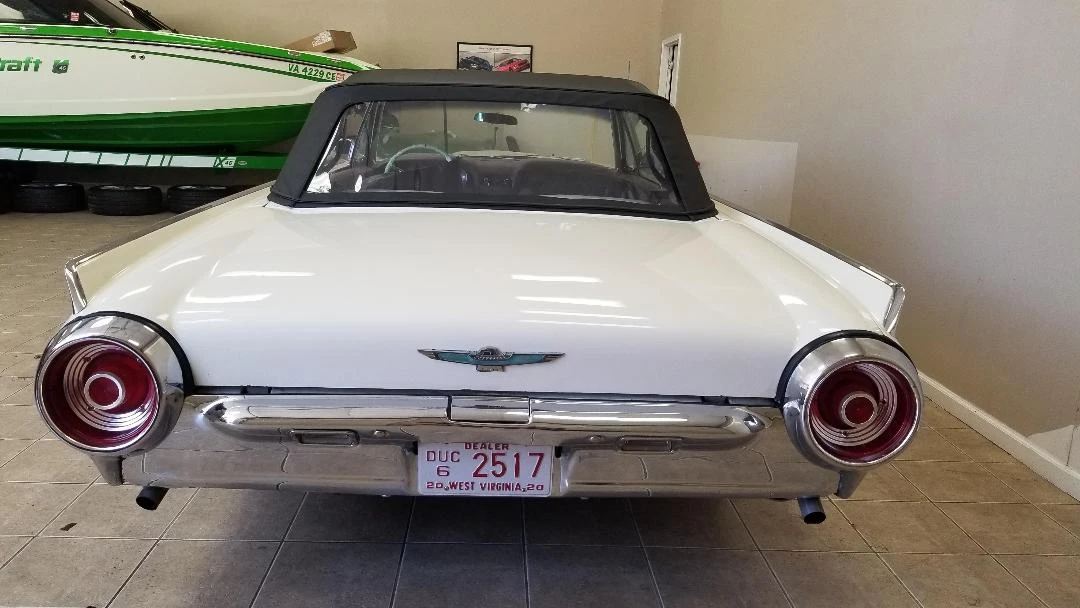 1962 Ford Thunderbird 3rd Gen - Image 17 of 31