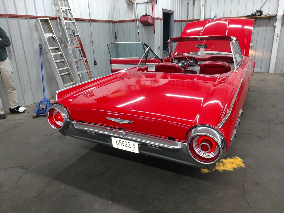 1962 Ford Thunderbird 3rd Gen - Image 27 of 31