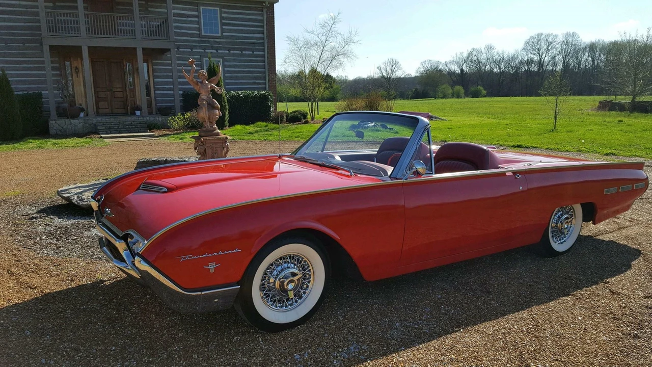 1962 Ford Thunderbird 3rd Gen - Image 14 of 31