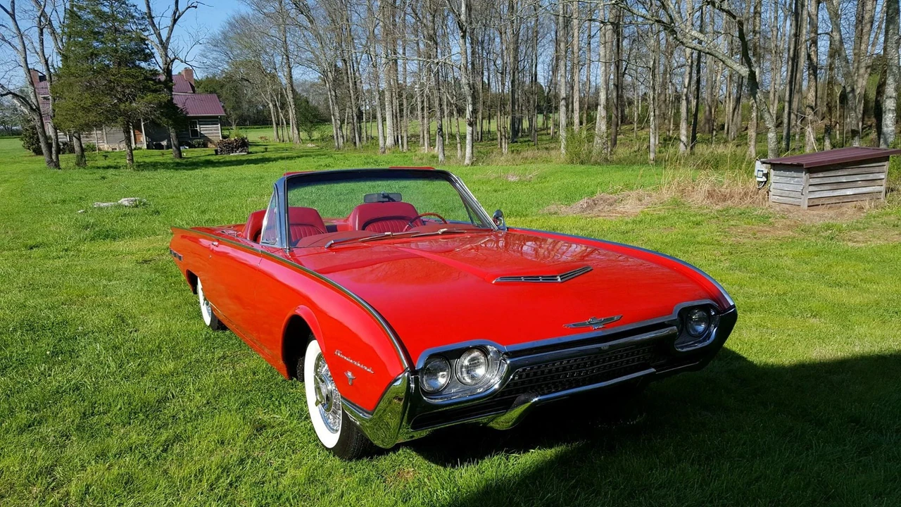 1962 Ford Thunderbird 3rd Gen - Image 6 of 31