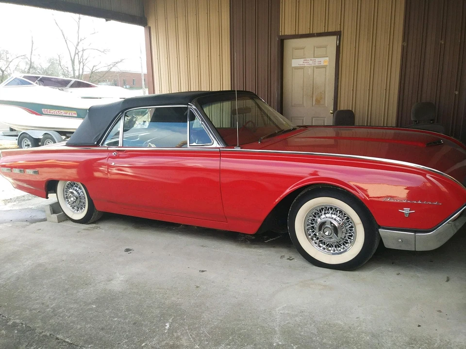 1962 Ford Thunderbird 3rd Gen - Image 30 of 31