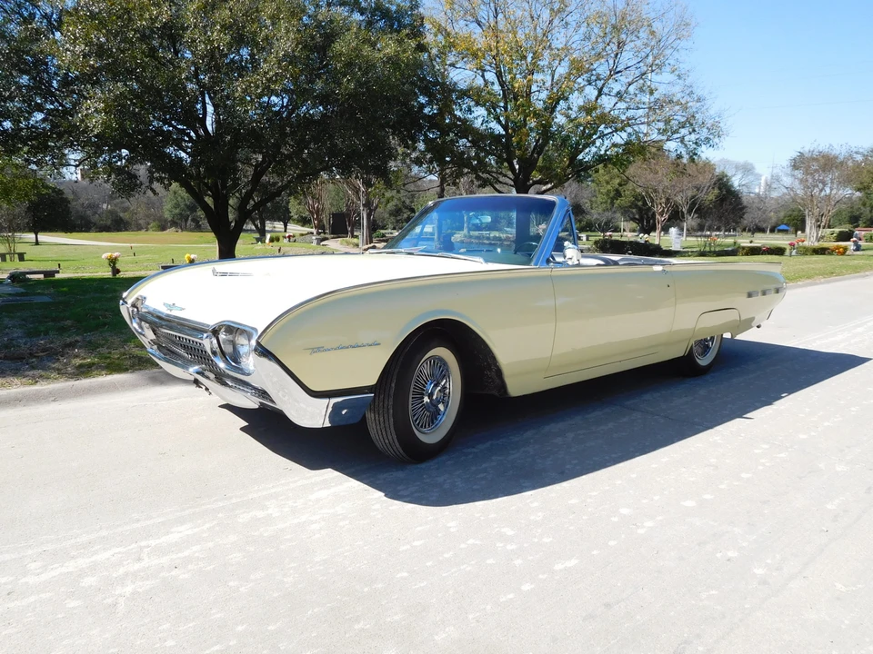1962 Ford Thunderbird 3rd Gen - Image 8 of 31