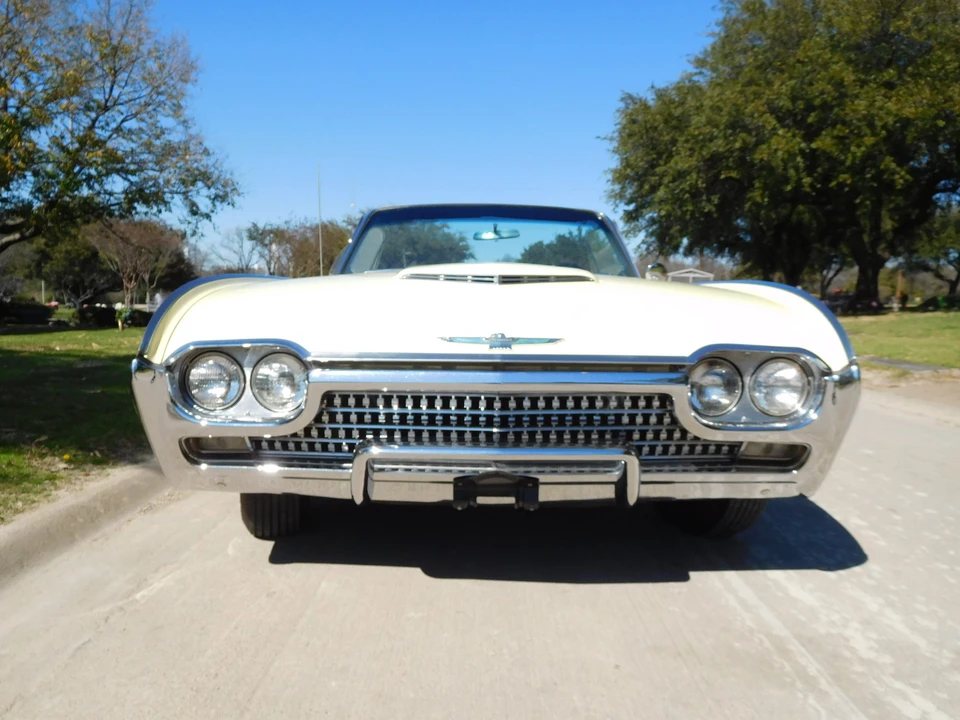 1962 Ford Thunderbird 3rd Gen - Image 27 of 31