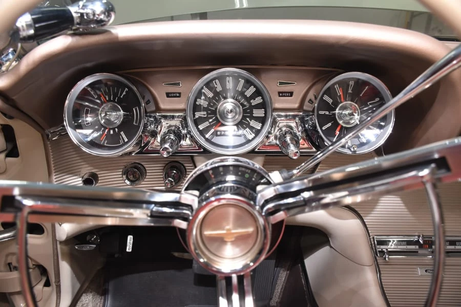 1962 Ford Thunderbird 3rd Gen - Image 3 of 12