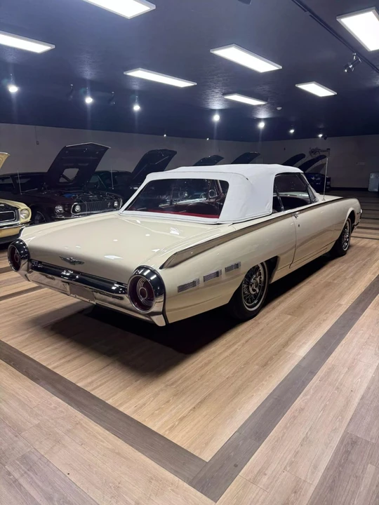 1962 Ford Thunderbird 3rd Gen - Image 6 of 31