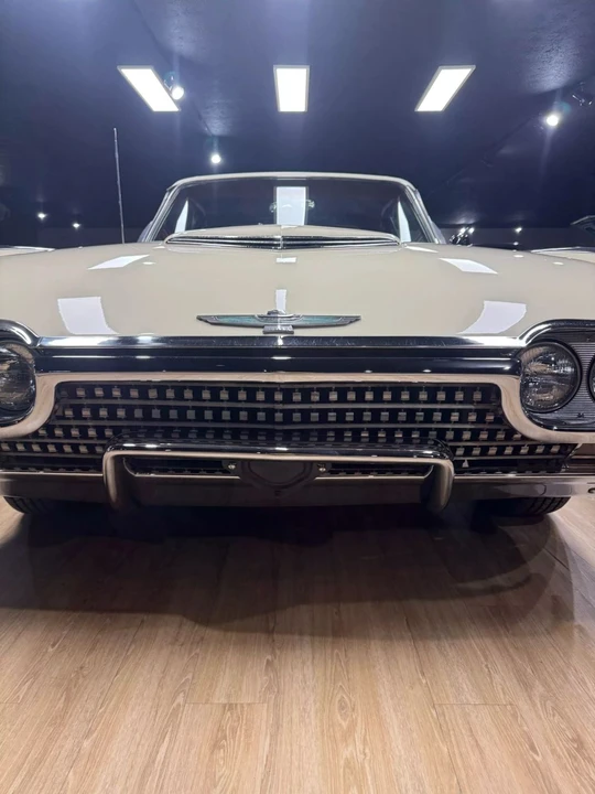 1962 Ford Thunderbird 3rd Gen - Image 13 of 31
