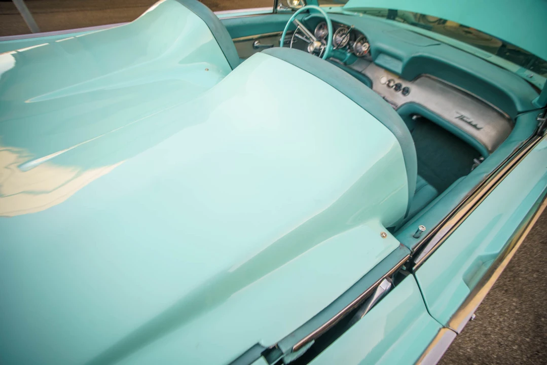 1962 Ford Thunderbird 3rd Gen - Image 22 of 31