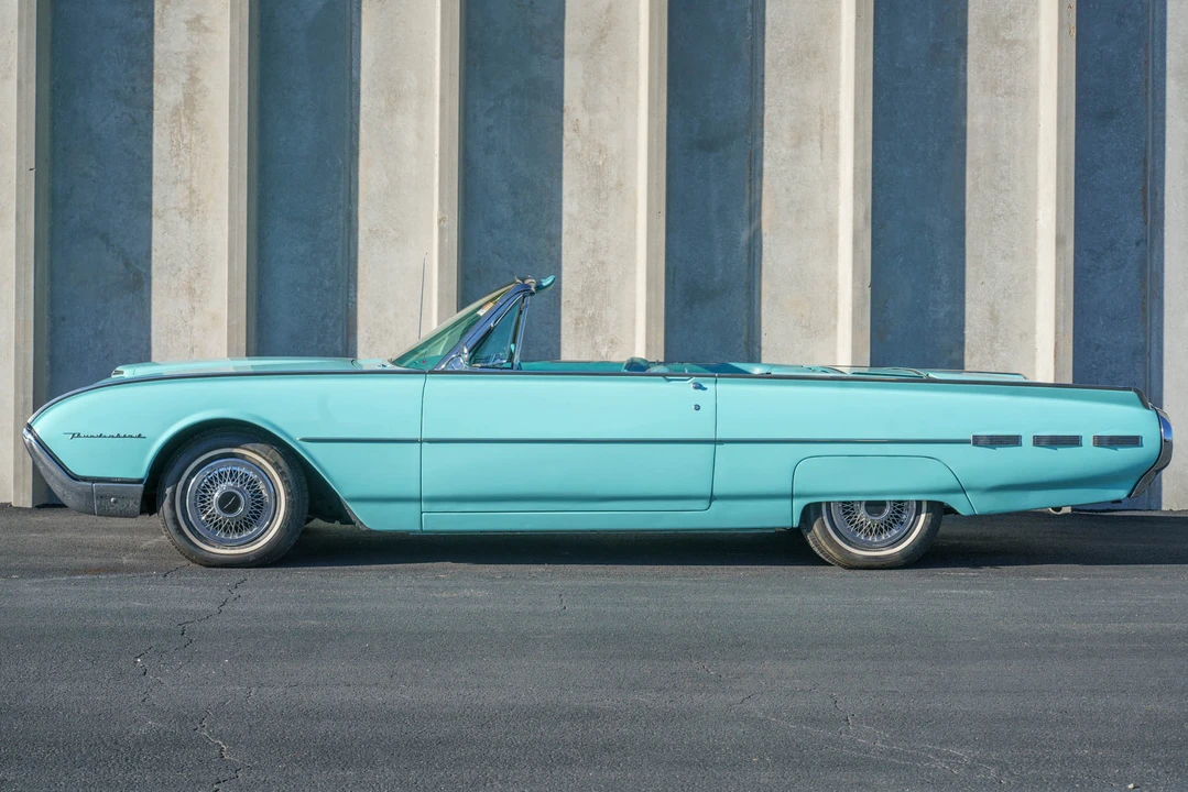 1962 Ford Thunderbird 3rd Gen - Image 6 of 31