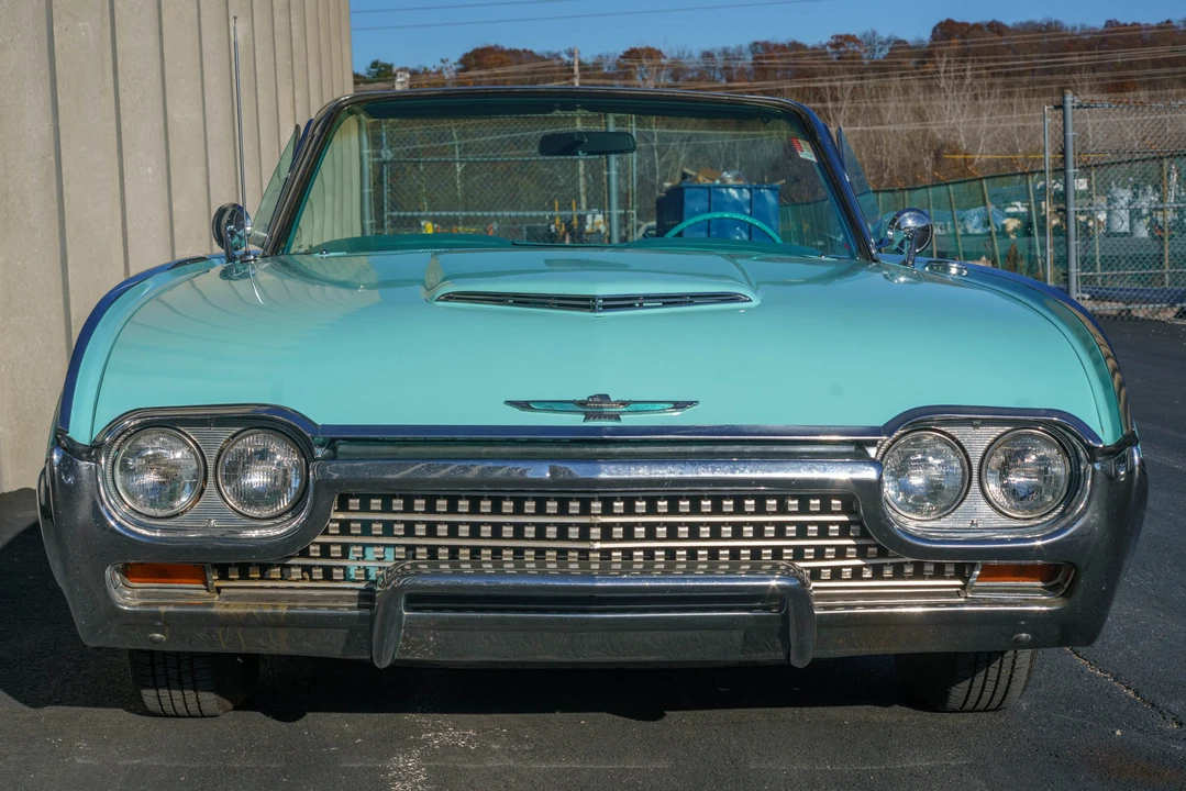 1962 Ford Thunderbird 3rd Gen - Image 3 of 31