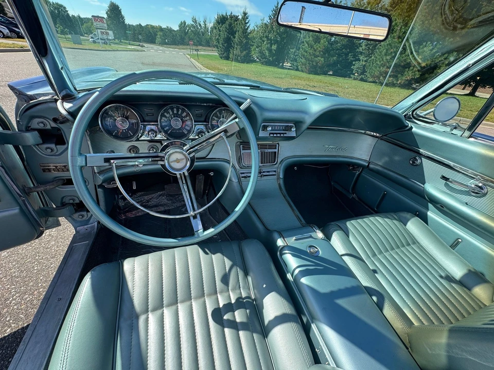 1962 Ford Thunderbird 3rd Gen - Image 20 of 21