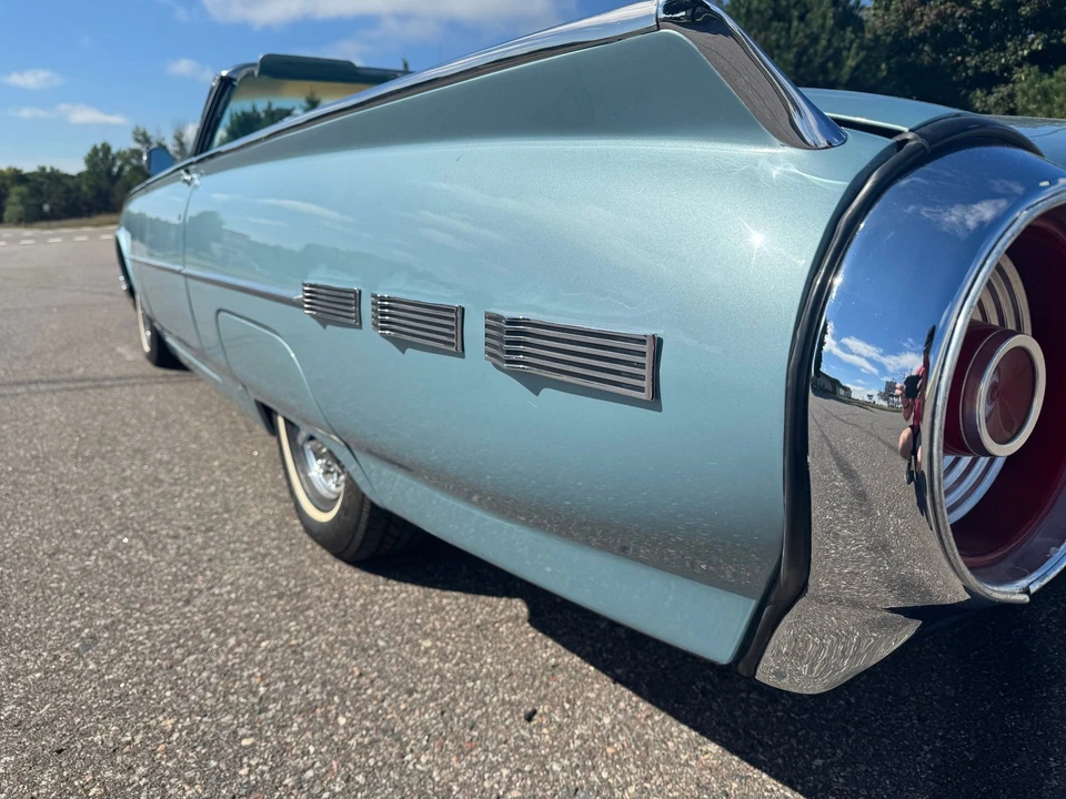 1962 Ford Thunderbird 3rd Gen - Image 13 of 21
