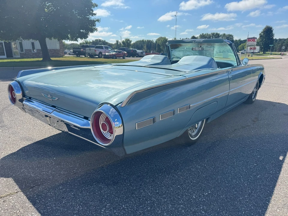 1962 Ford Thunderbird 3rd Gen - Image 3 of 21