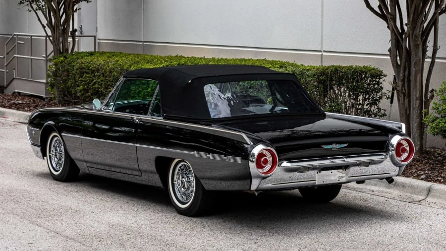 1962 Ford Thunderbird 3rd Gen - Image 2 of 31