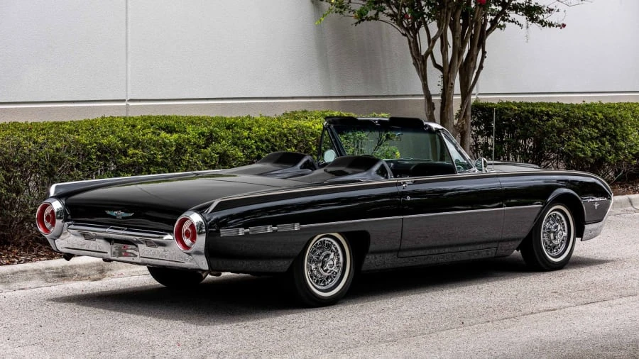 1962 Ford Thunderbird 3rd Gen - Image 13 of 31