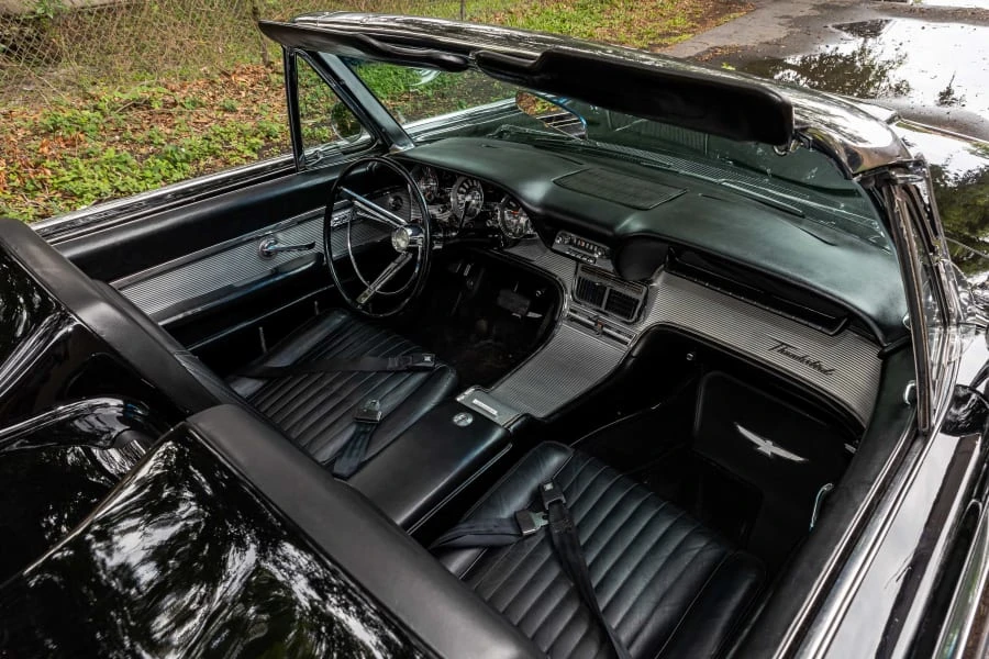 1962 Ford Thunderbird 3rd Gen - Image 26 of 31