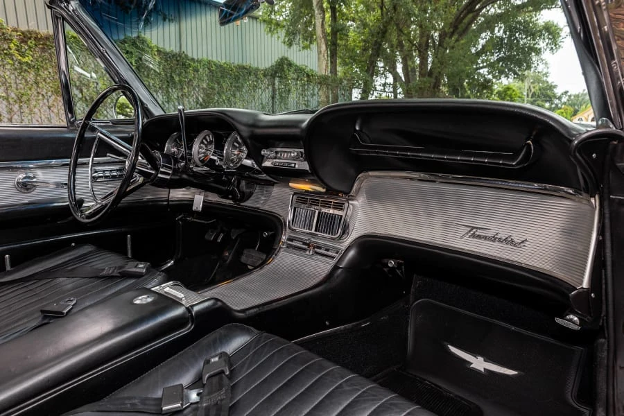 1962 Ford Thunderbird 3rd Gen - Image 25 of 31