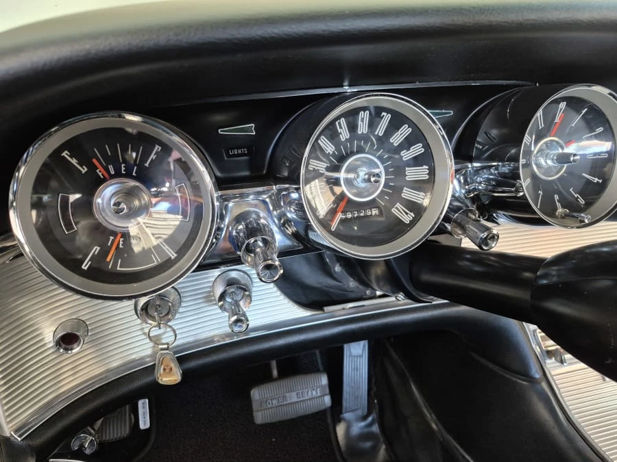 1962 Ford Thunderbird 3rd Gen - Image 4 of 10