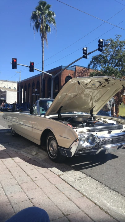 1962 Ford Thunderbird 3rd Gen - Image 9 of 10