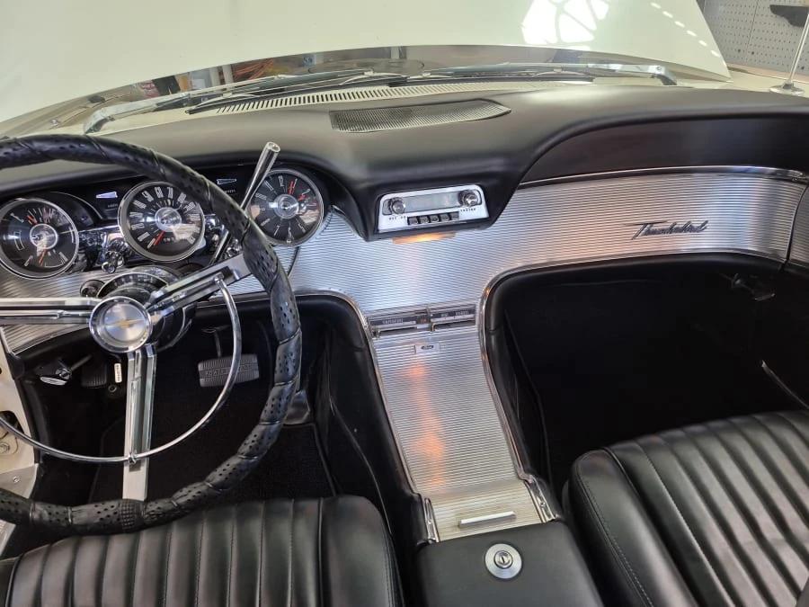 1962 Ford Thunderbird 3rd Gen - Image 6 of 10