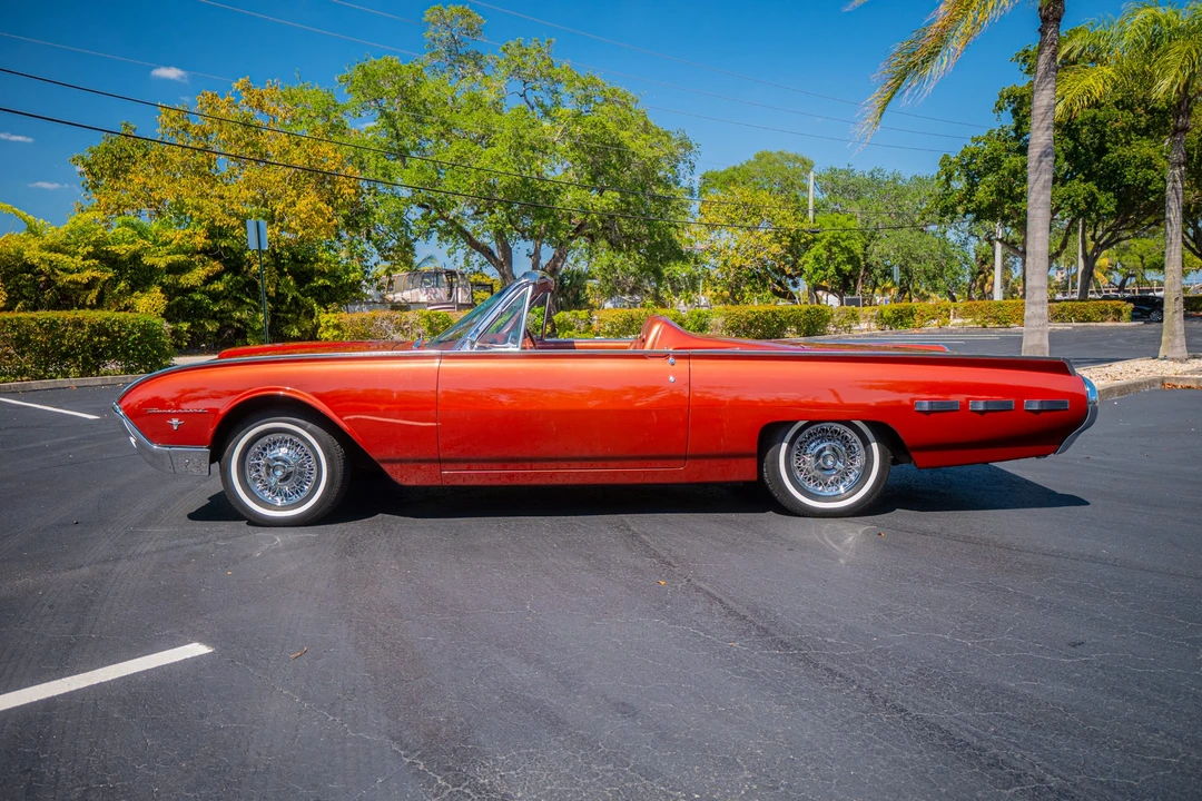1962 Ford Thunderbird 3rd Gen - Image 10 of 31