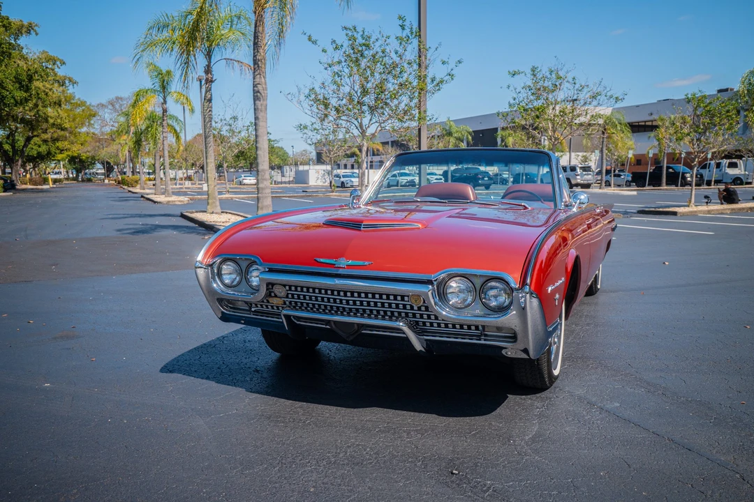 1962 Ford Thunderbird 3rd Gen - Image 2 of 31