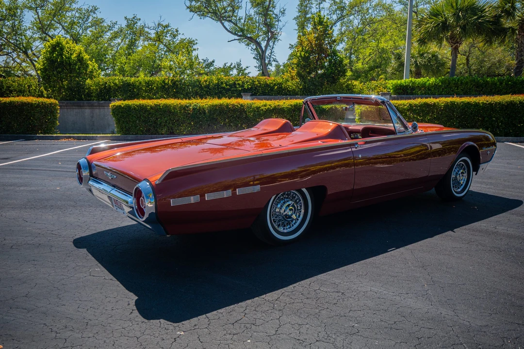 1962 Ford Thunderbird 3rd Gen - Image 27 of 31