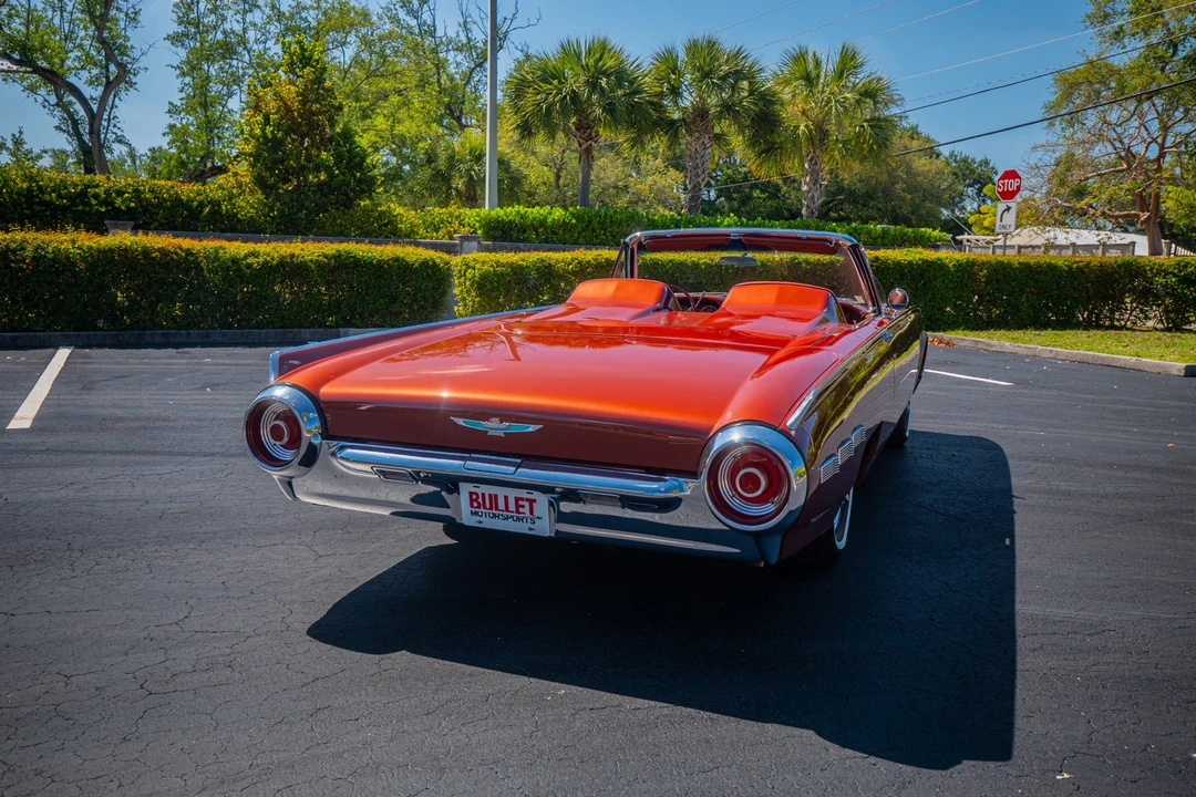 1962 Ford Thunderbird 3rd Gen - Image 22 of 31