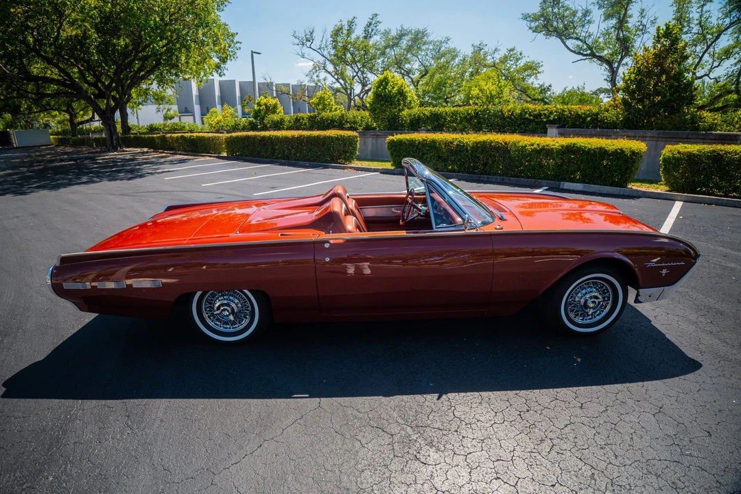 1962 Ford Thunderbird 3rd Gen - Image 30 of 31