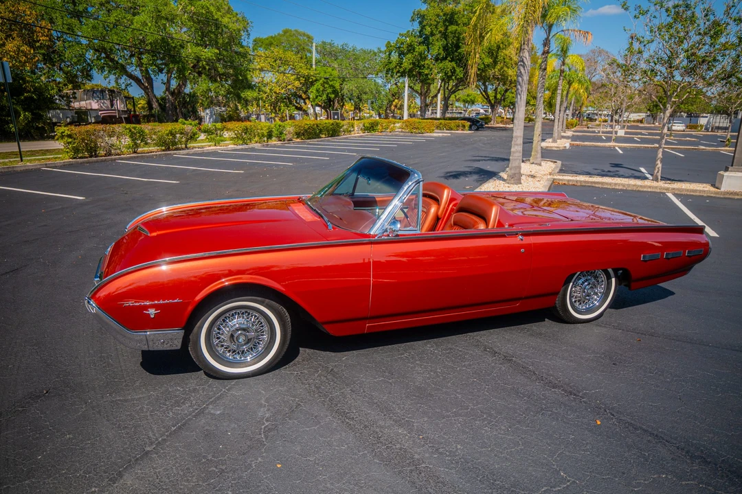 1962 Ford Thunderbird 3rd Gen - Image 7 of 31