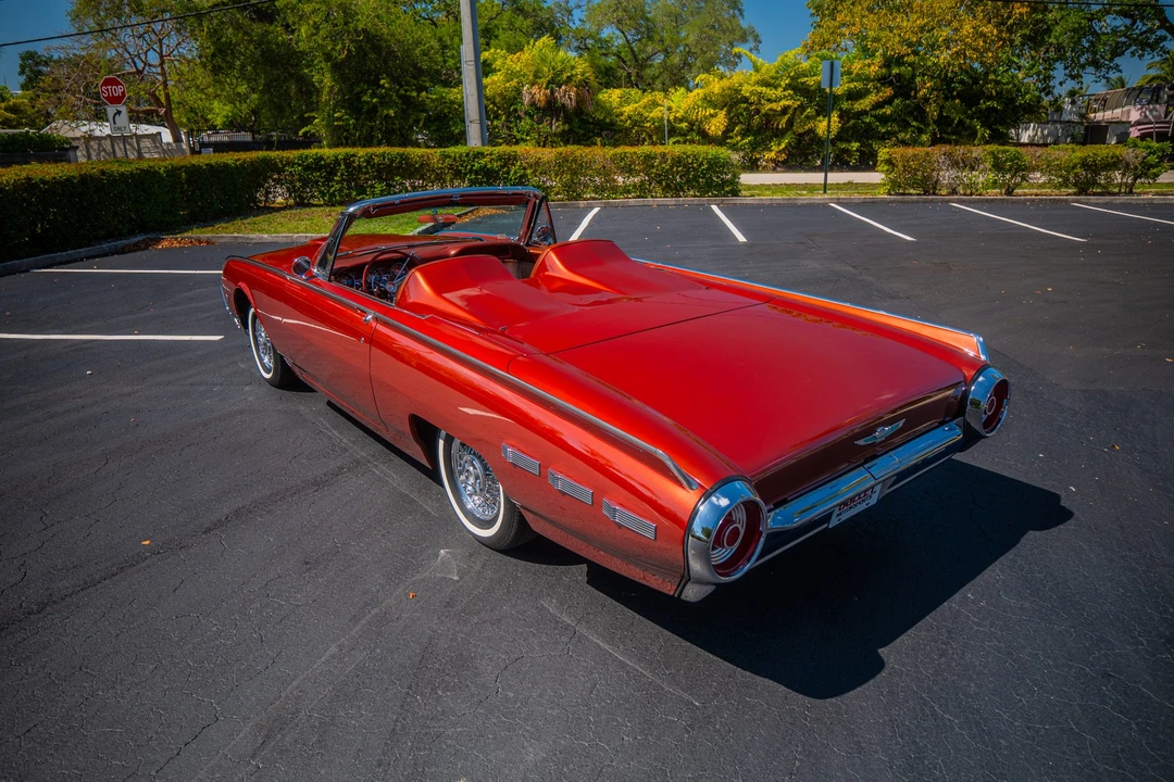 1962 Ford Thunderbird 3rd Gen - Image 18 of 31
