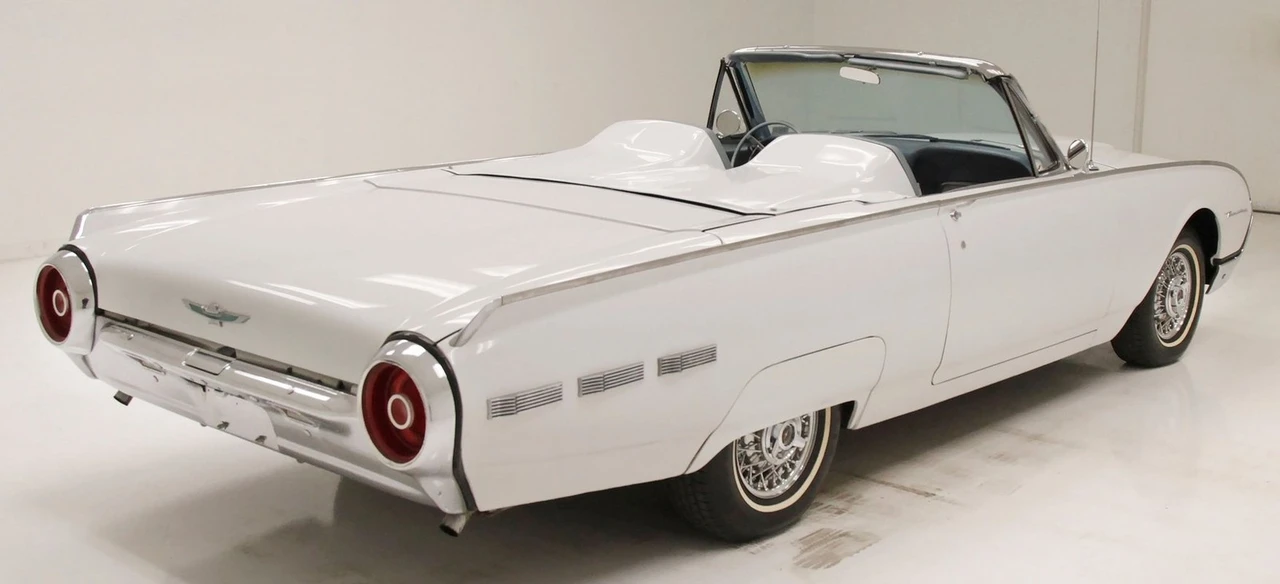 1962 Ford Thunderbird 3rd Gen - Image 10 of 31